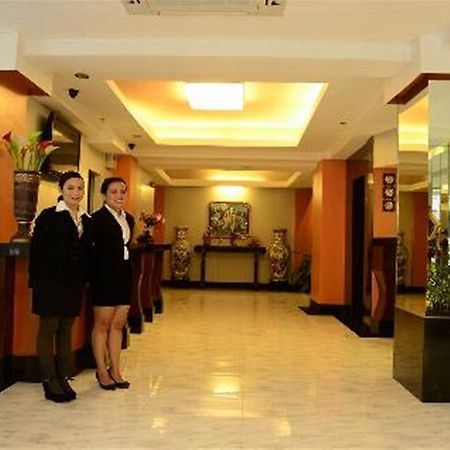 Silver Oaks Suites & Hotel Μανίλα Εξωτερικό φωτογραφία