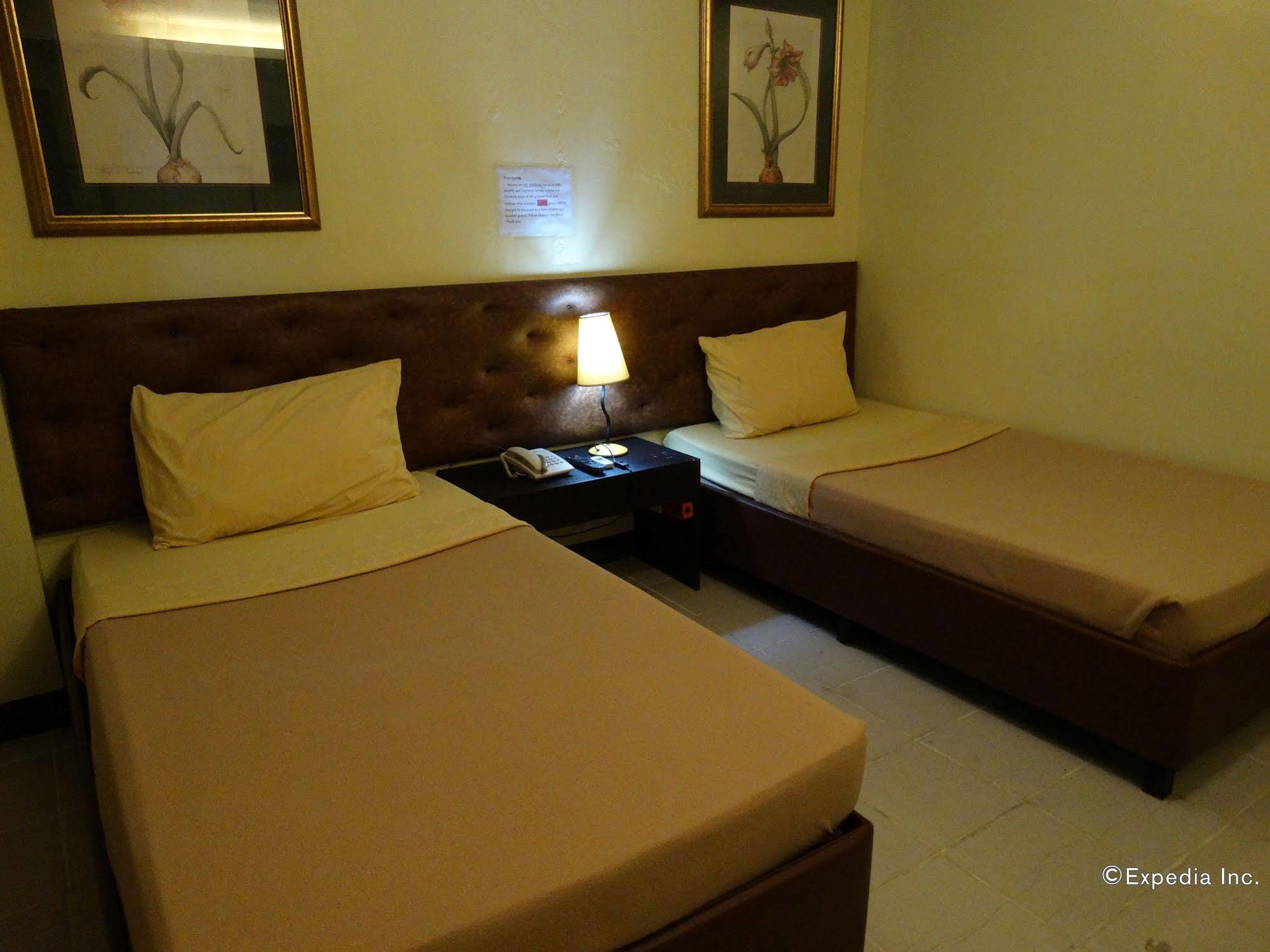Silver Oaks Suites & Hotel Μανίλα Εξωτερικό φωτογραφία