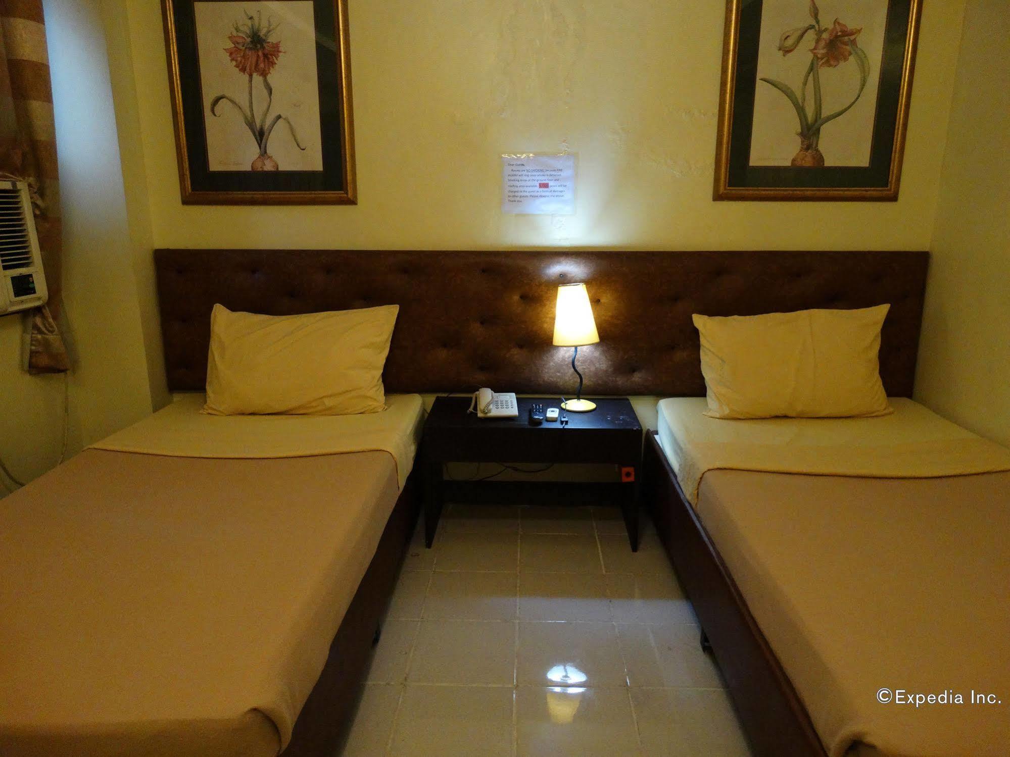 Silver Oaks Suites & Hotel Μανίλα Εξωτερικό φωτογραφία