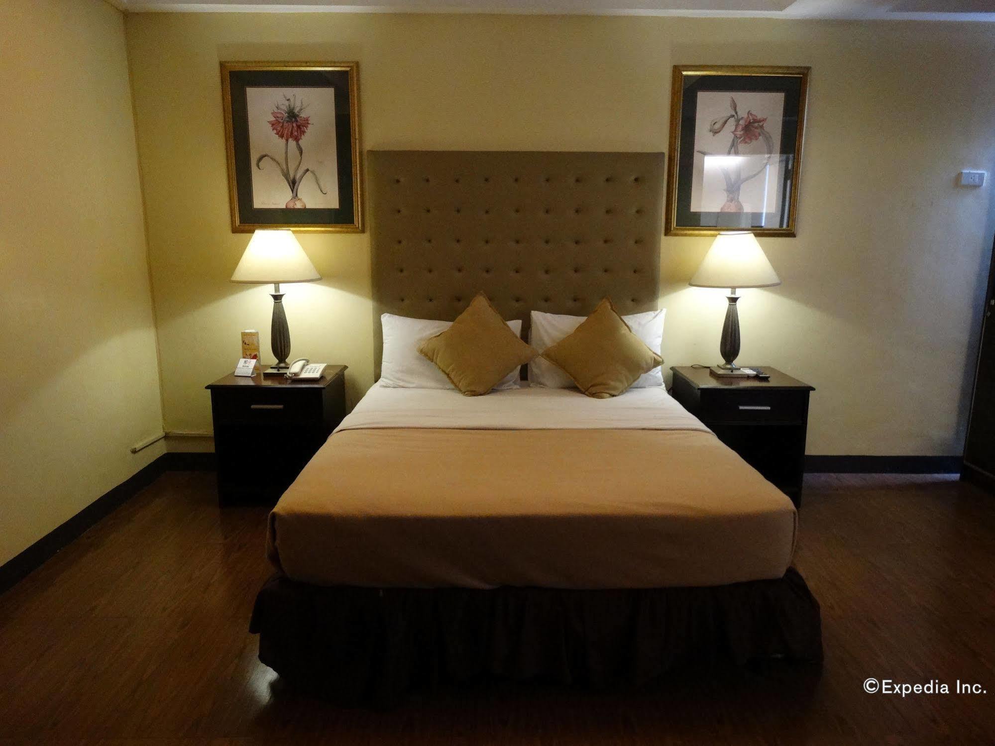 Silver Oaks Suites & Hotel Μανίλα Εξωτερικό φωτογραφία